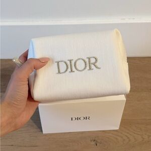 DIOR - TROUSSE BEIGE POUCH
